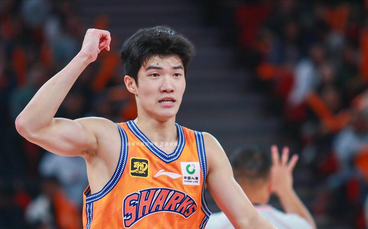 赛场风云再起，球员信心倍增向冠军冲刺的简单介绍