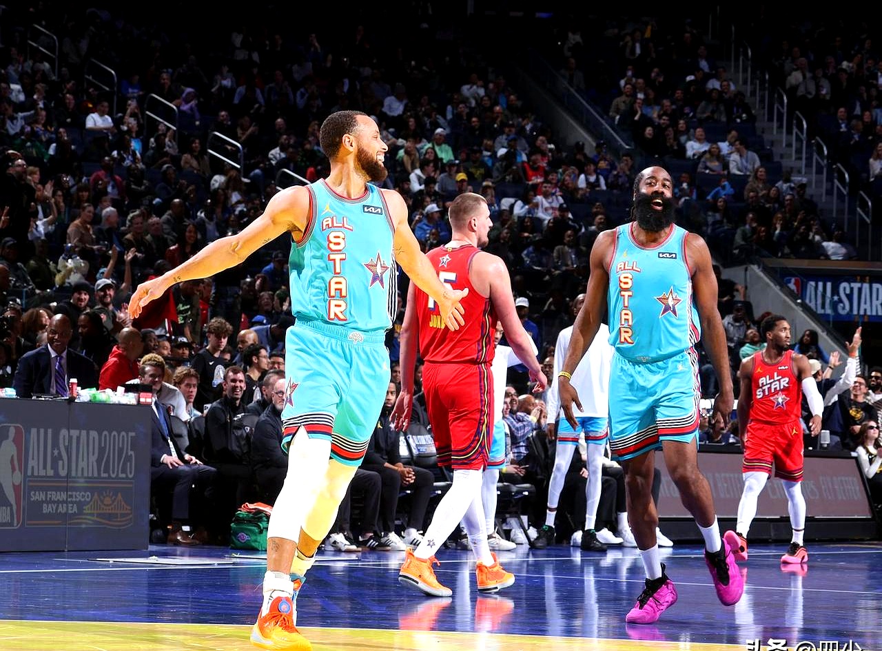 包含哈登关键节点败北，巴黎圣日耳曼带队取胜！的词条